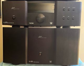 Chiro receiver C. 800 amplifier C.500