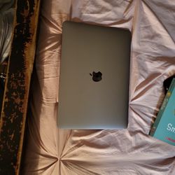 MacBook Pro 2015 In Perfect Condition.