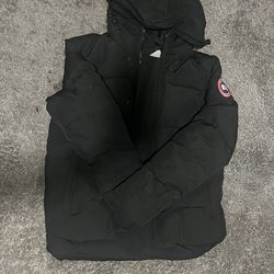 Black Canada Goose Parka Medium