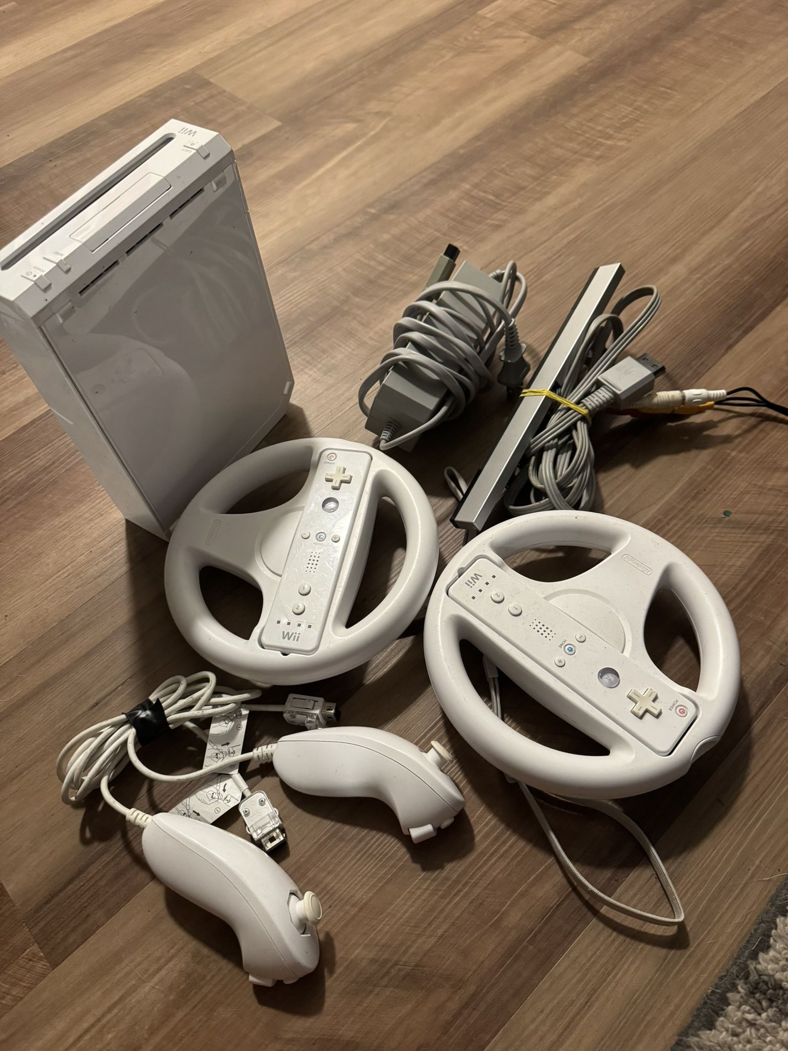 Mario Kart Nintendo Wii Bundle