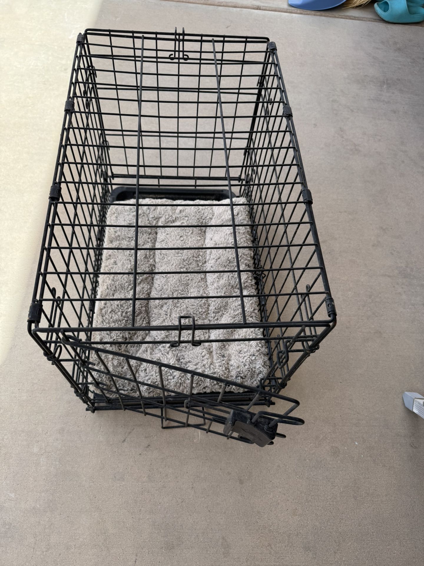 Small Dog Kennel