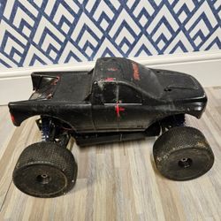 Traxxas bull truggy rc