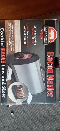 Bacon cooker