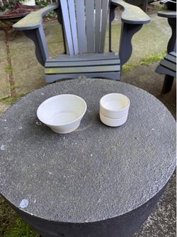Minimal Ceramic Serving Set – 3 Pieces (Bowl + 2 Ramekins)