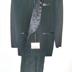 BRAND NEW TUXEDO