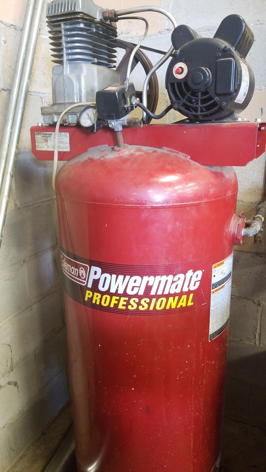 Coleman Powermate Professional Compressor