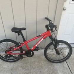 FREE Boys Trek Mountain Bike Size 20 Tires