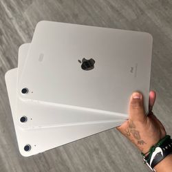 iPad 10th Gen 64GB Wi-Fi Only