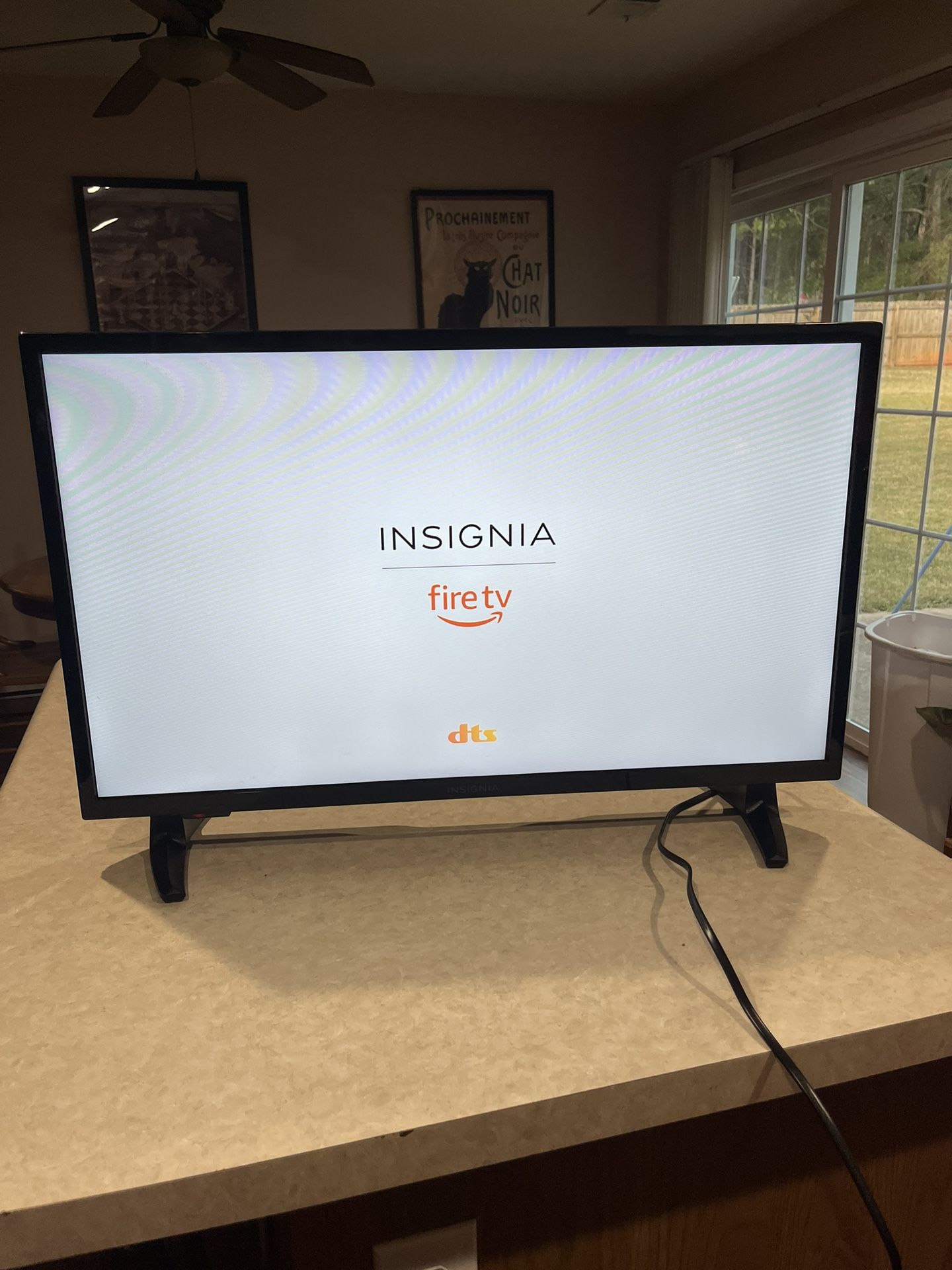 32 Inch Insignia TV