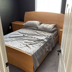 Queen Bedroom Set