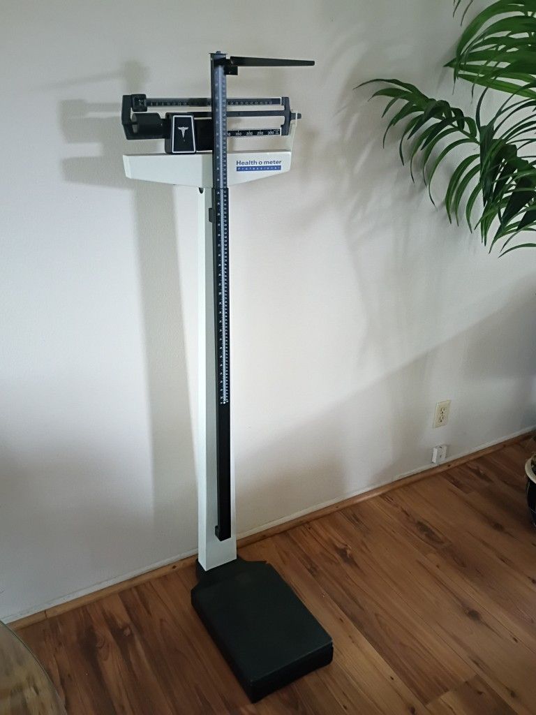 Physicians Balance Scale