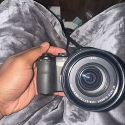 Lumix Panasonic camera