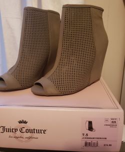 Juicy Couture NWT fishnet wedge booties