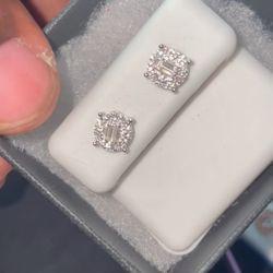 Vs Diamonds Earrings 