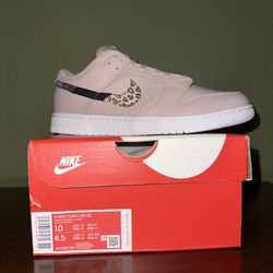 Nike Women Primal Dunk  Size 10W  