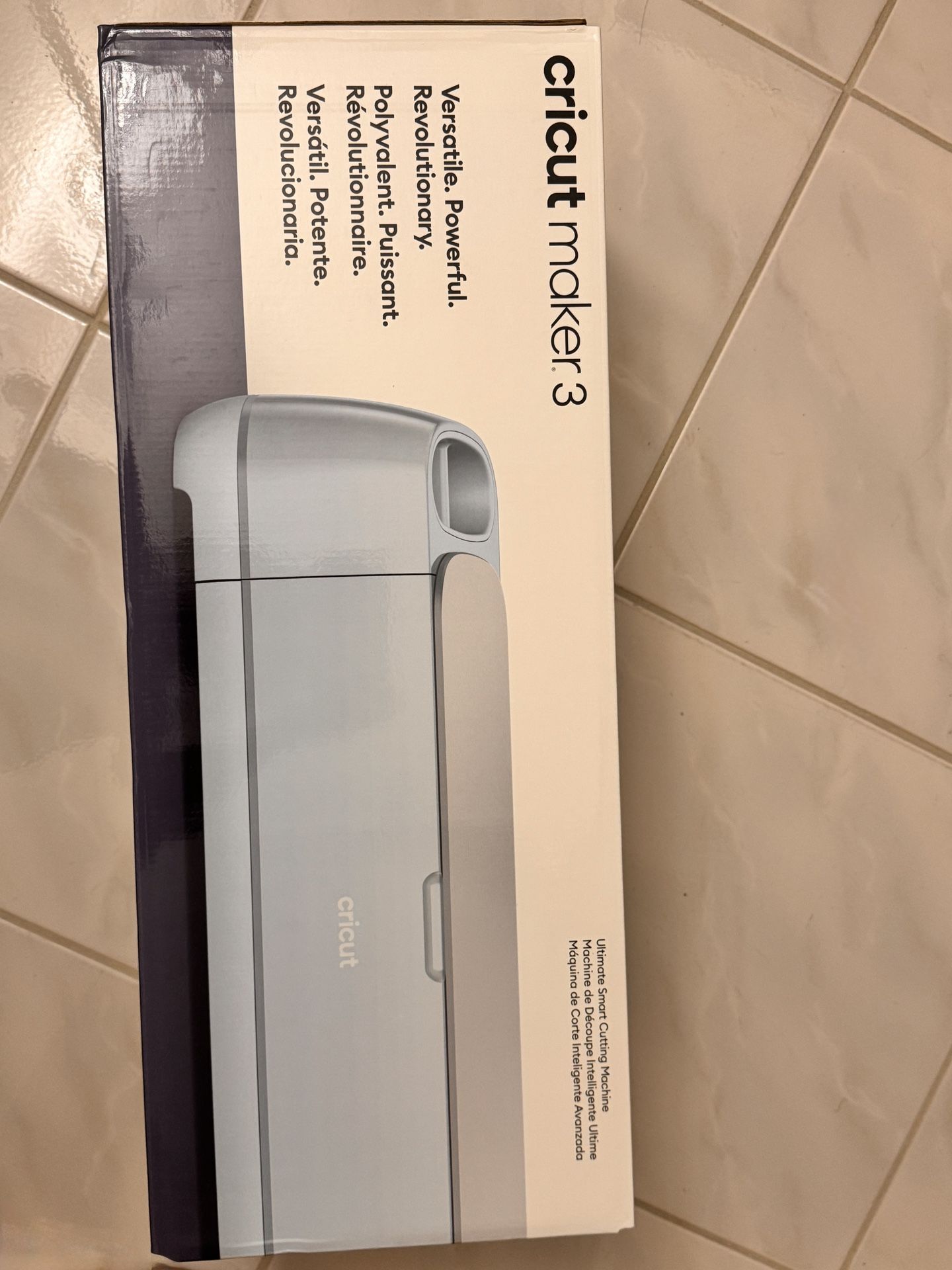 Cricut Maker 3 w/ accessories