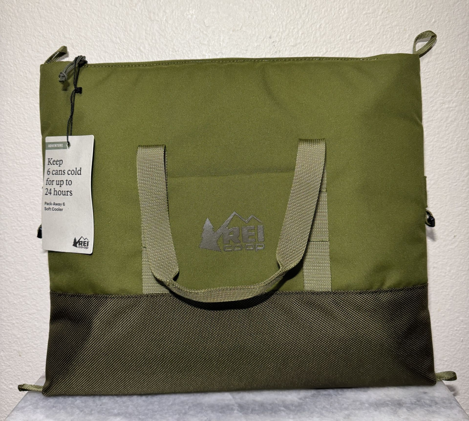 REI Soft Cooler Bag 6 Can Insulated Lunch Bag