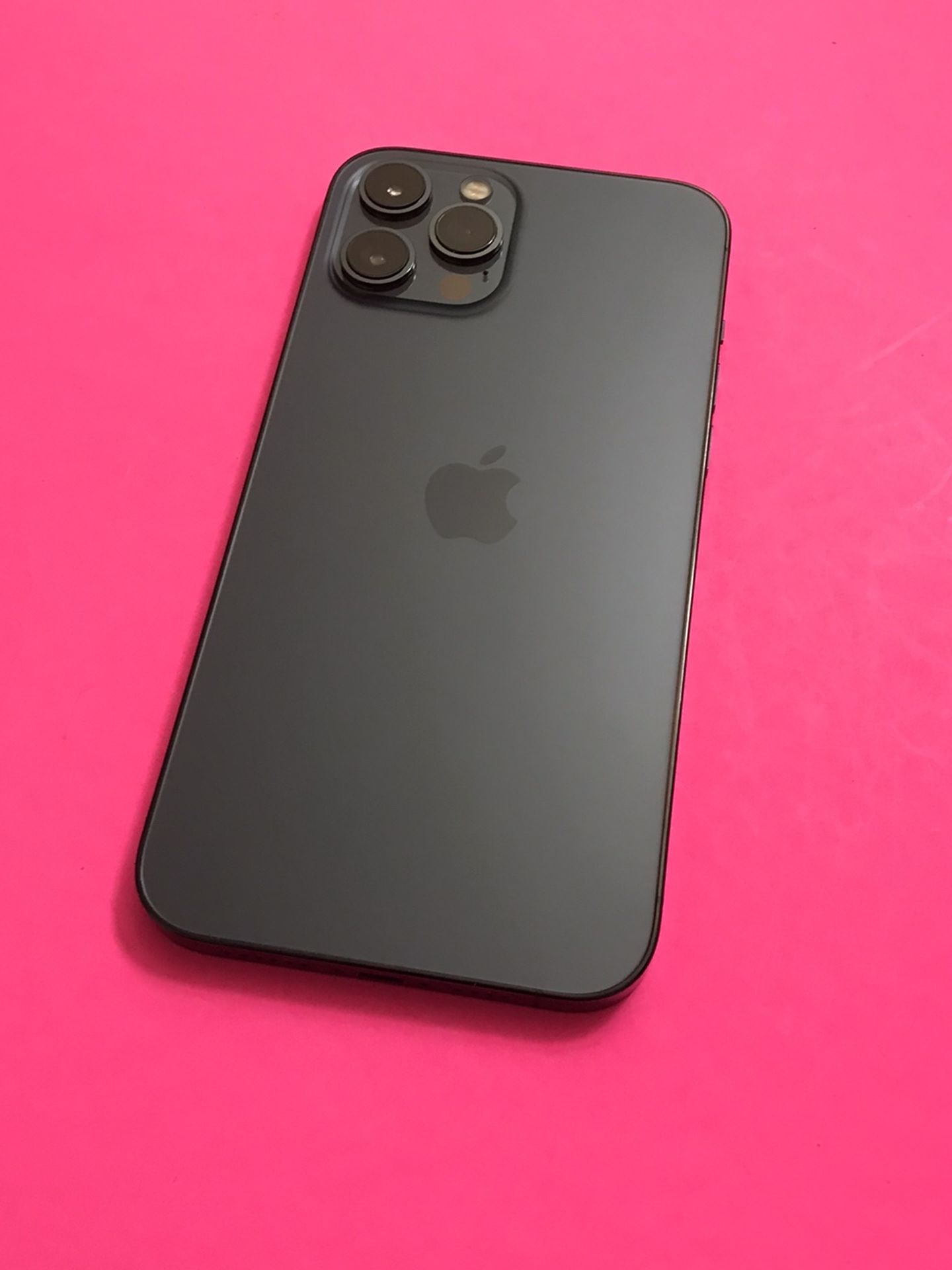 Boost Mobile/unlocked iPhone 12 Pro Max 128gb $750 Firm No trade