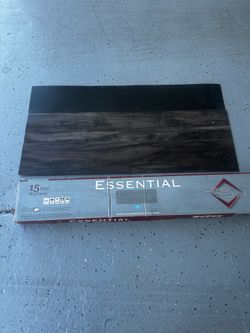 Beautiful Vynil Plank 28 Boxes= 900 Square Feet $$$ Make A reasonable Offer