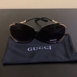 Woman’s Sunglasses 