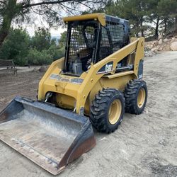 CAT 246 Skid Steer 