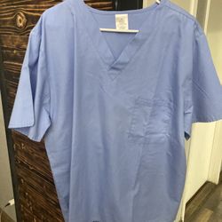 Woman’s Large Scrub 