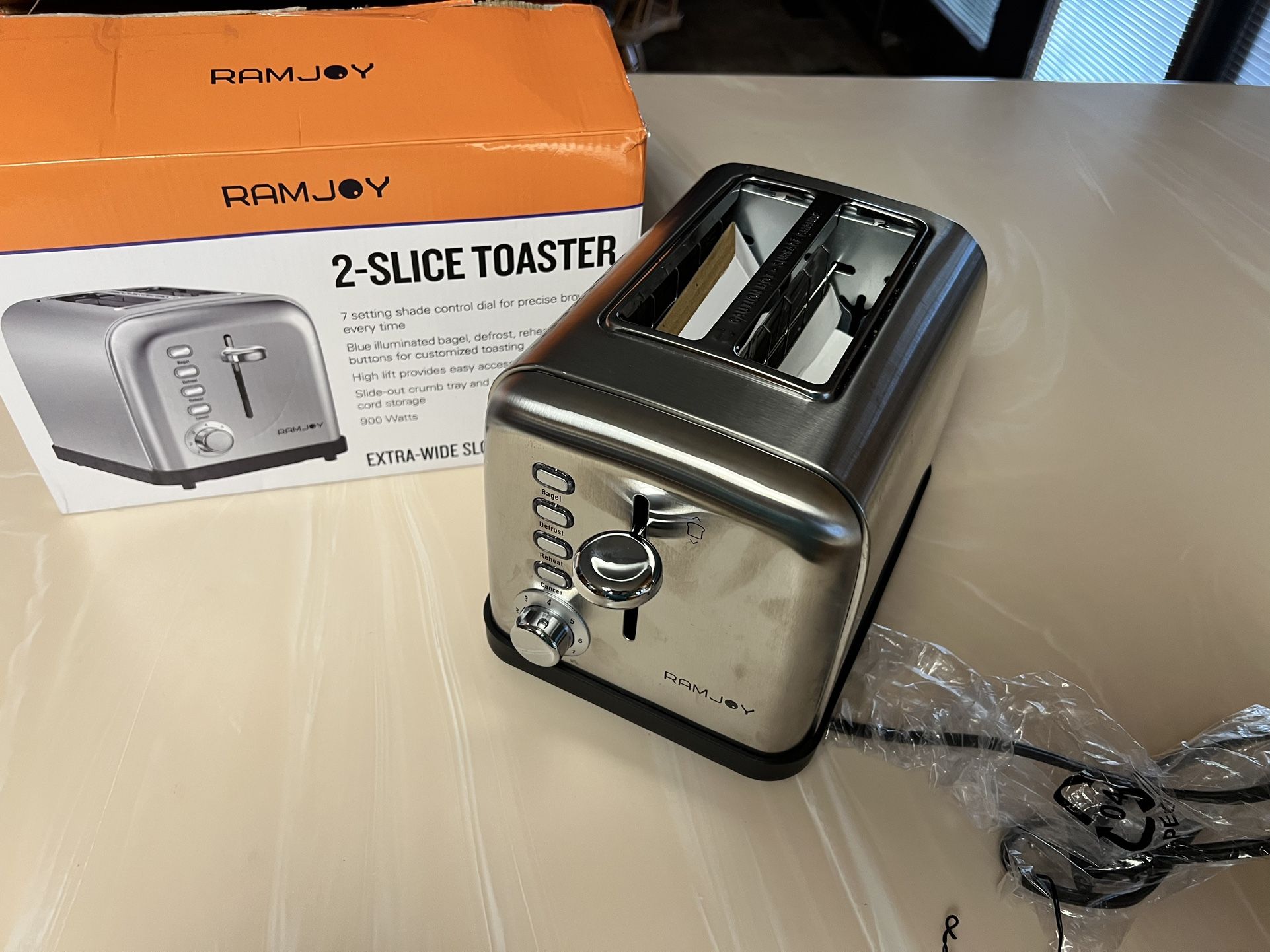 Ramjoy 2 Slice Toaster With Extra Wide Slots