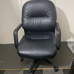 Hon Office Leader Chair 