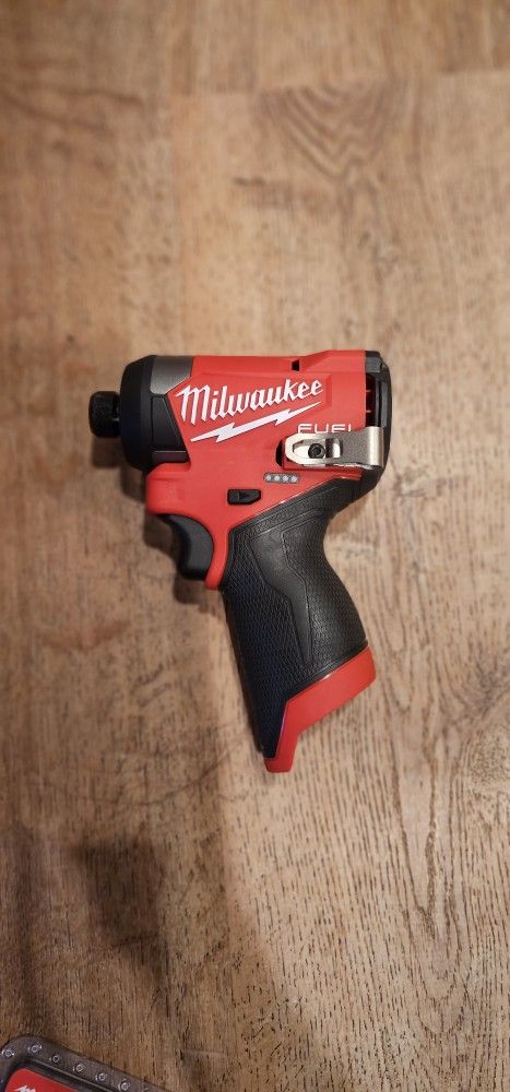 New Milwaukee M12 FUEL 12V Brushless 1/4 in. Impact Driver (3453-20)