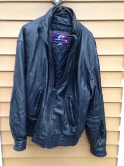 Men's size medium leather jacket.