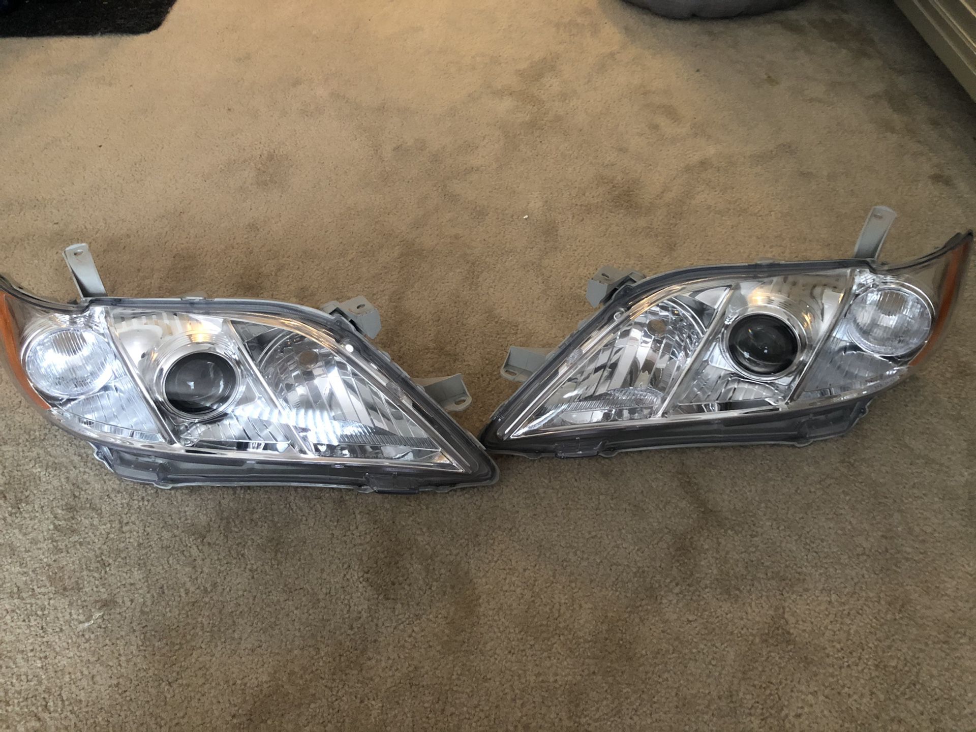 Headlights for Toyota Camry 2007-2011