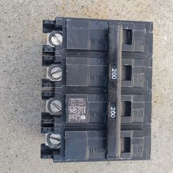 200 Amp Breaker