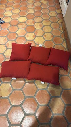 Hampton Bay outdoor pillows