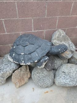 Concrete Turtle Garden Statue (30"L x 20"W)