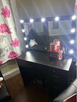 Black led light vanity