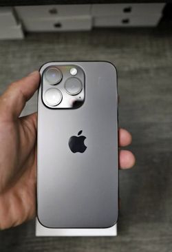 iPhone 14 Pro 128GB CARRIER UNLOCKED