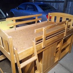 Twin Low Loft Bed With Storage & desk