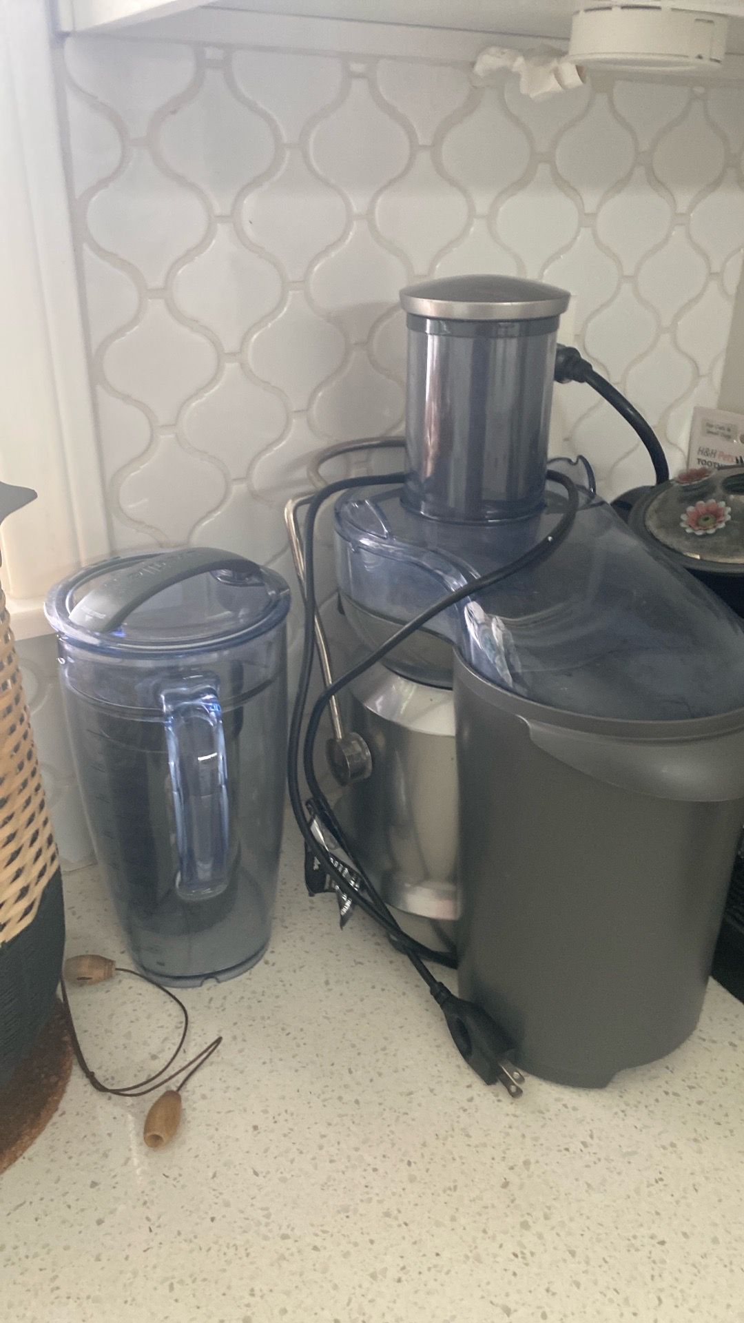 BREVILLE JUICER CILD