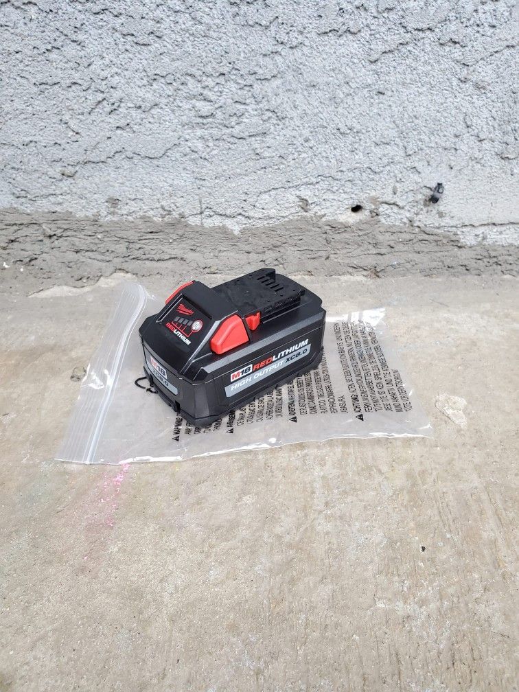 Milwaukee 8.0ah High Output M18