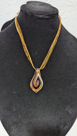 Glass Pendant Necklace 