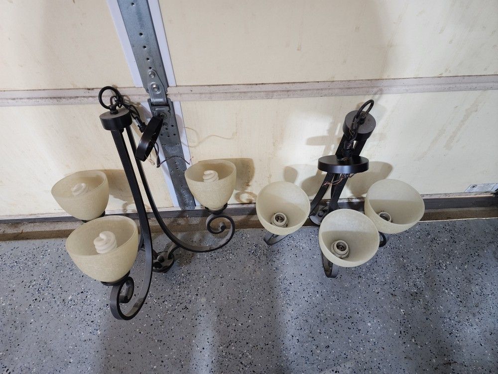 2 Working Brown Chandlers