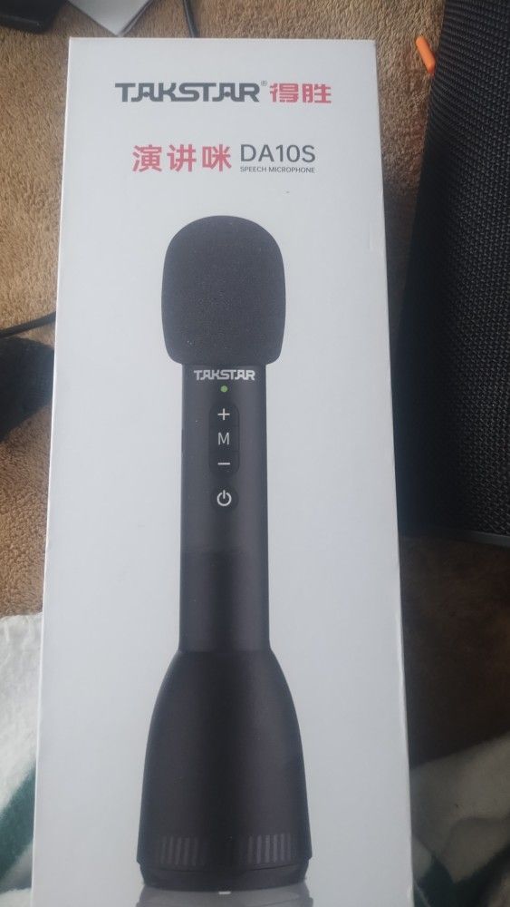 Wireless Bluetooth Microphone with built in speaker