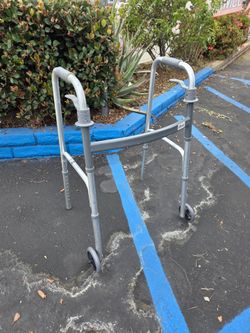 Drive medical walker