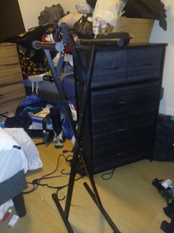 Piano stand