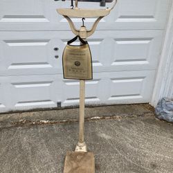 Vintage Fairbanks Scale Dr. Office Scale cast iron 1930's