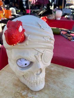 Halloween Decoration Plastic Skull Head