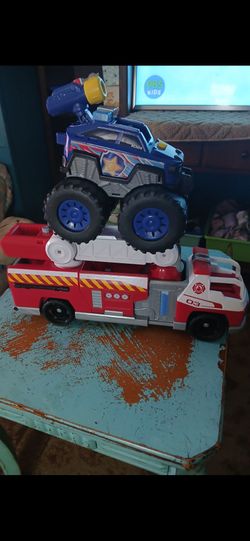 2 paw patrol cars