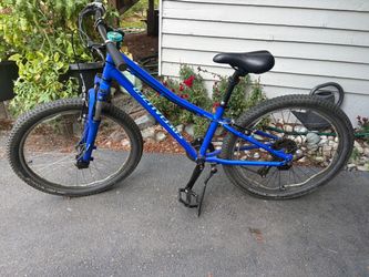 Kids specialized rockhopper/hotrock 26”  mountain bike