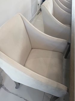 10 Dining chairs