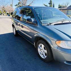 2006 Dodge Caravan